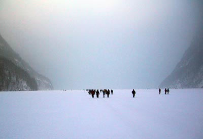 caravan of the lost on the frozen Königssee [King´slake]
